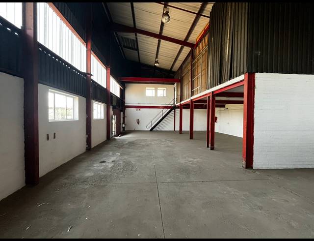 371M² WAREHOUSE TO LET IN ANDERBOLT